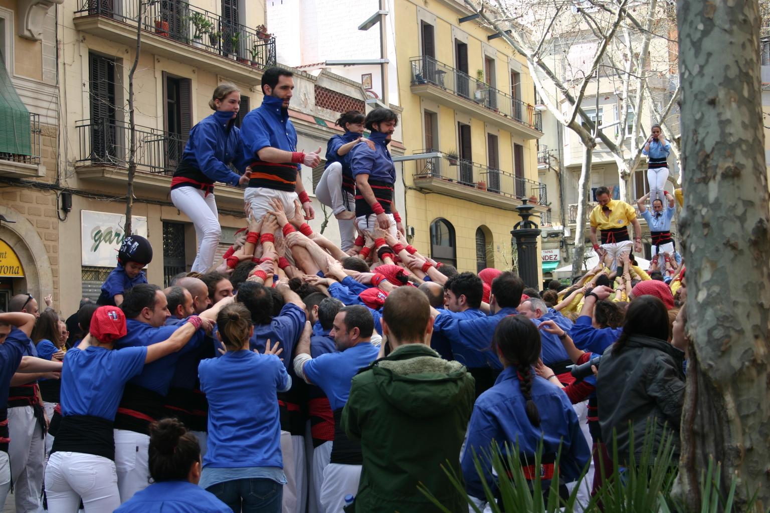 Sunday 22nd March, Human Castles (Casteller), Plaa de Santa Madrona, 
Poble Sec, Barcelona.