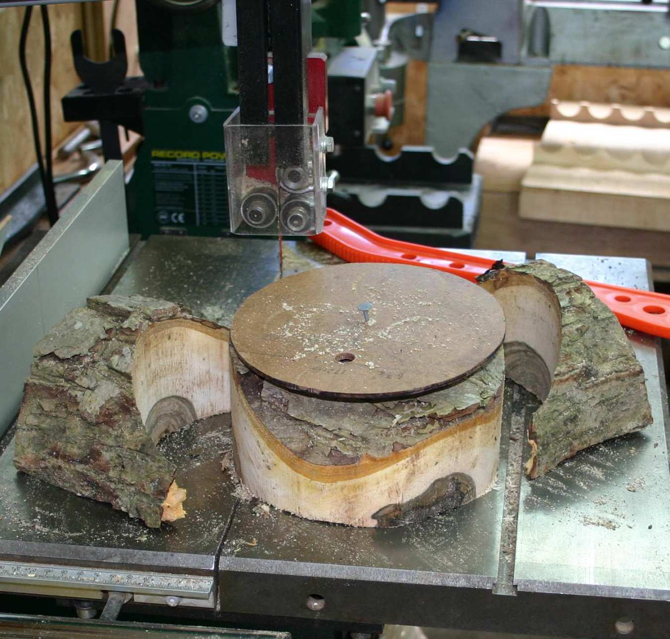 Making a Walnut Platter.